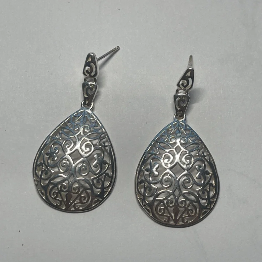 Southern Gates Teardrop Dangle Post Earrings - Picture 4 of 5